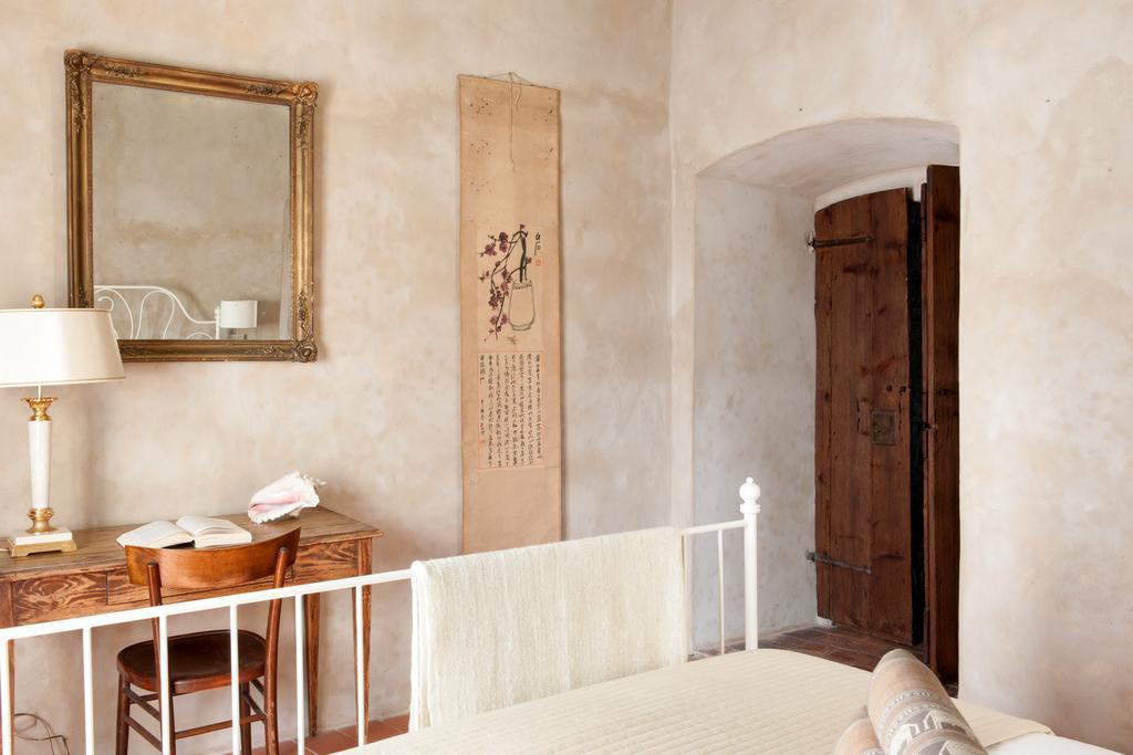 Castello Oldofredi Aparthotel Монте Изола Екстериор снимка